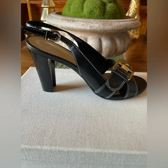 Naturalizer NWOT Black Slingback Sandals with Silver Buckle - Picture 5 of 12